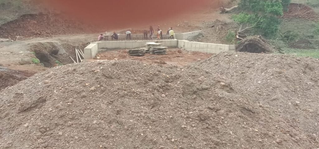 Construction of bridge using poor quality sand, road also incomplete, Gwalior's construction company