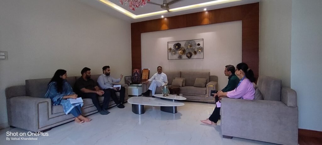 City tour conducted under the National Institute of Urban News Cities 2.0 program