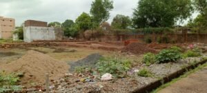 Looting going on on government land – land mafia is happy, administration is in trouble!