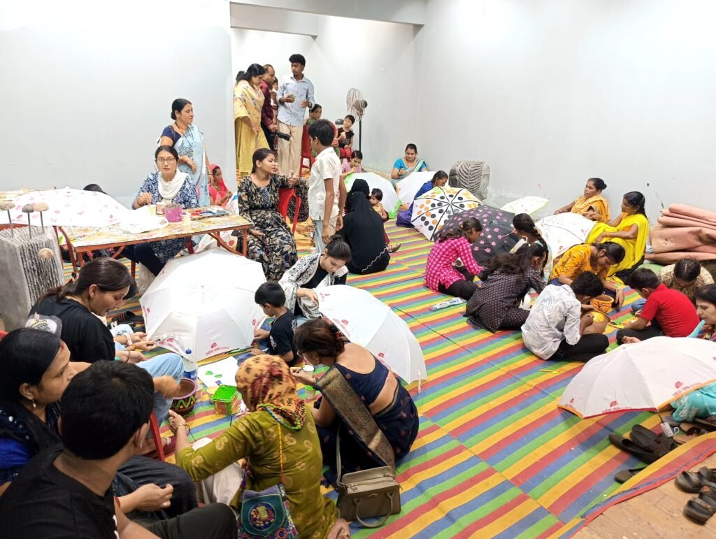 A unique confluence of painting, poetry recitation and classical dance will be seen today in Raza Smriti