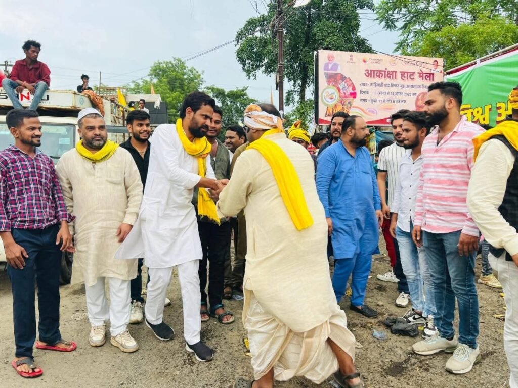 People of Muslim community held a rally for tribal community in Mandla