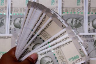 Rupee hits all-time low: Falls 1 paisa to ₹88.76 against dollar