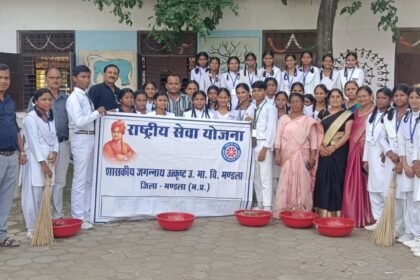 NSS students launched a cleanliness drive.