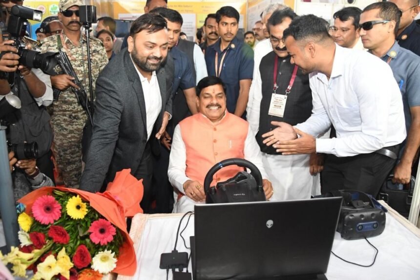 Chief Minister Dr. Mohan Yadav inaugurated the road safety workshop by lighting the lamp at the Academy of Administration.