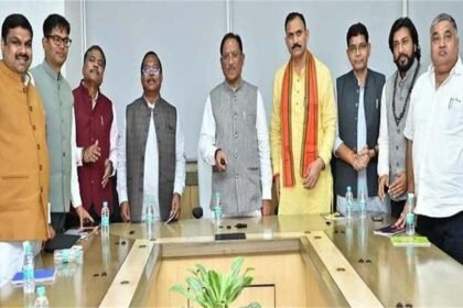 Online deadline for scholarship and stipend payment fixed, Chief Minister Sai transferred funds online to the accounts of 1.98 lakh students