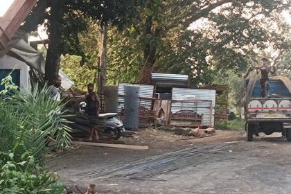 When will the encroachments on the roadside and government land be removed, the morale of the encroachers is high…?