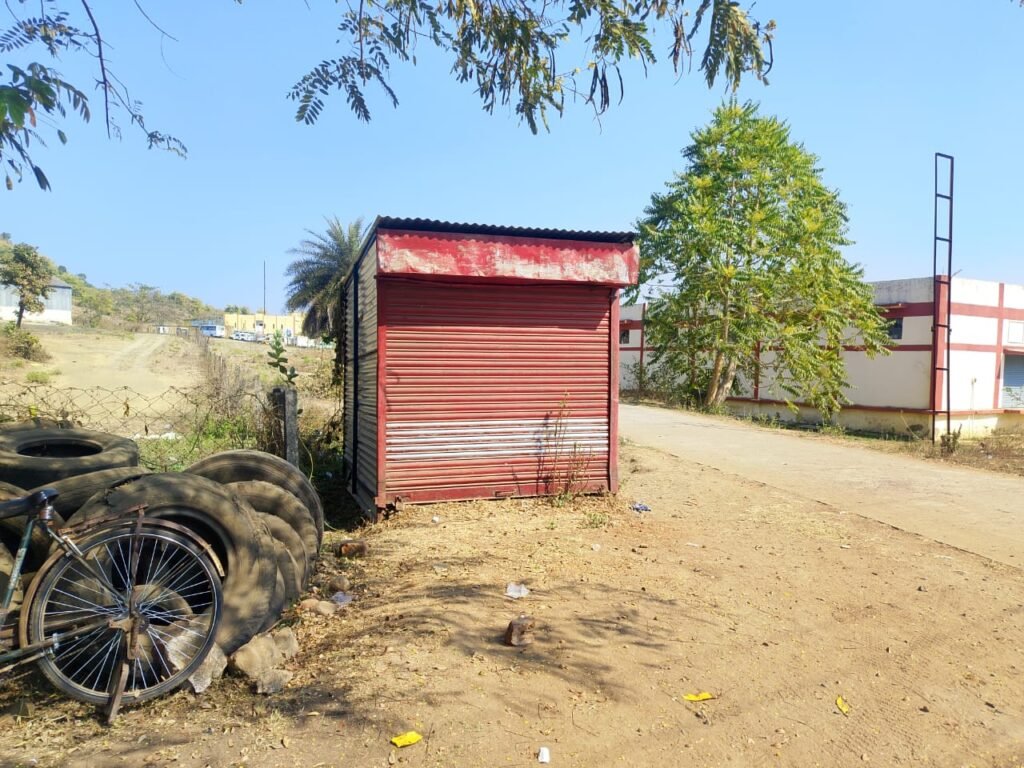 When will the encroachments on the roadside and government land be removed, the morale of the encroachers is high…?