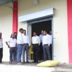 Collector Narayan's strictness, surprise inspection of fertilizer distribution centers in Amarwada-Harrai