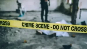 A young man suffering from fatal cancer killed his two children and committed suicide.