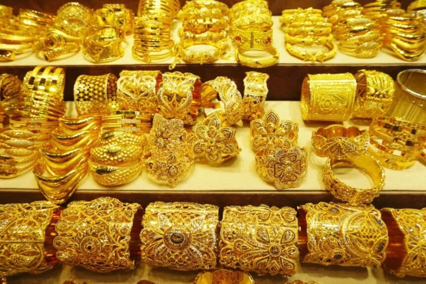 Gold at all-time high: Gold prices jump by ₹6,000 just before Diwali, know the new price of 10 grams