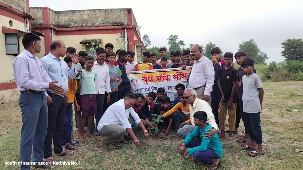 On the foundation day of Madhya Pradesh, 'Green Saunsar' initiative, intensive plantation took place in the hostel.