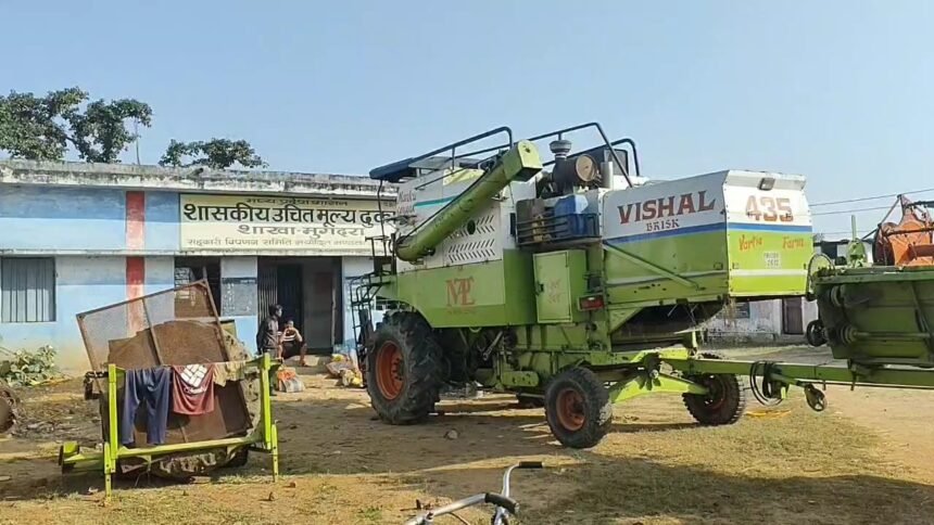 Salesmen stopped outsiders from entering government ration shops without permission; villagers protested and will complain to the collector.