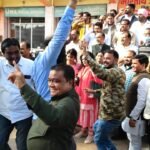 The District BJP office celebrated the NDA's historic victory in the Bihar Assembly elections, distributed sweets, greeted with fireworks.