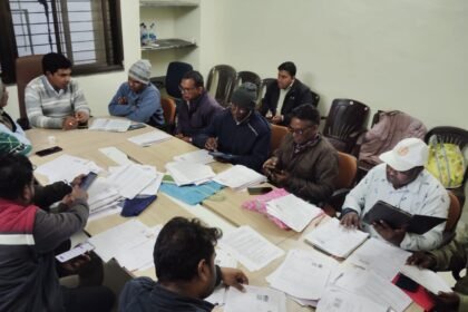 SIR work continues till late night in Bichhiya tehsil